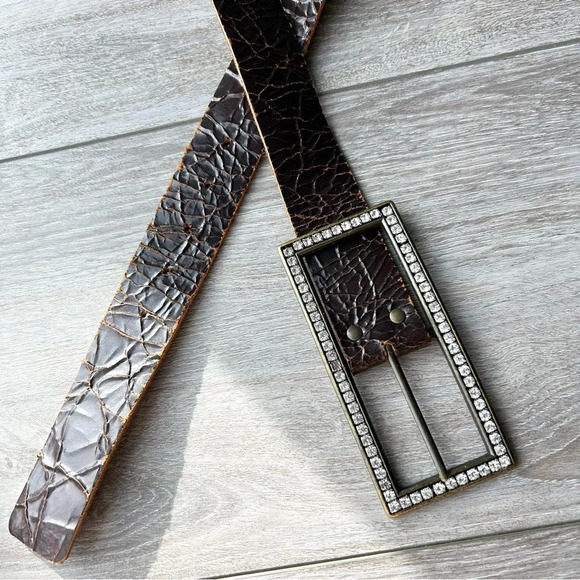 Aldo Rhinestones Distressed Leather Belt Made in Canada main image 16